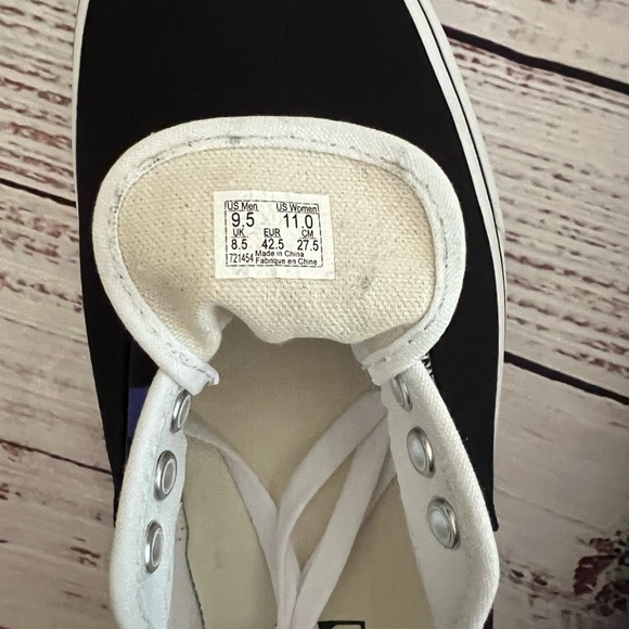 Vans classic era checkerboard purple/black men's 9.5 women's 11 - Picture 5 of 5